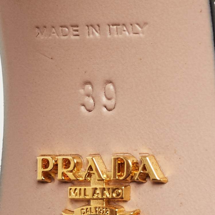 Pre Owned Prada Silver Leather Ankle Strap Sandals Size 39