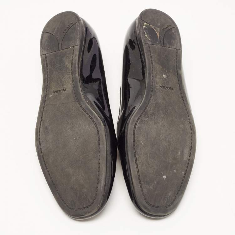 Pre Owned Prada Black Patent Leather Smoking Slippers Size 39