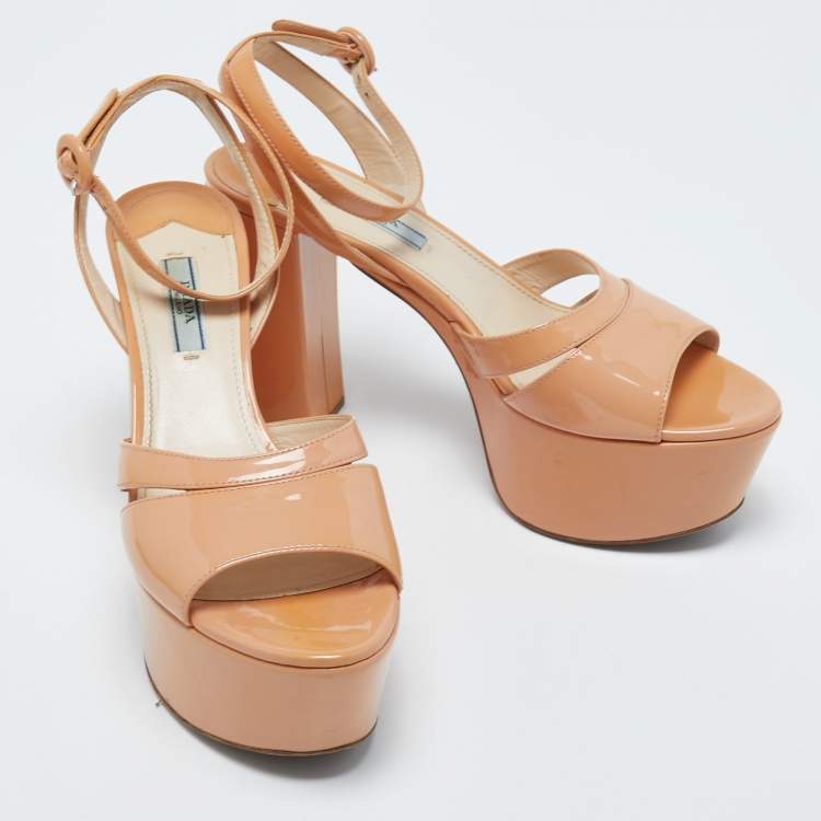 Pre Owned Prada Beige Patent Leather Platform Ankle Strap Sandals Size 39