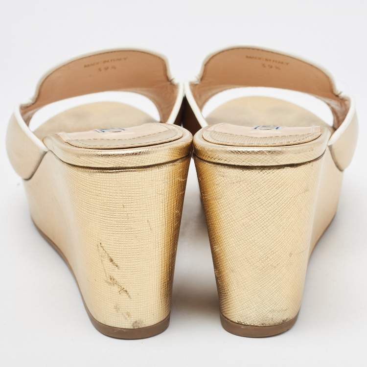 Pre Owned Prada Gold Patent Leather Wedge Platform Slide Sandals Size 39.5