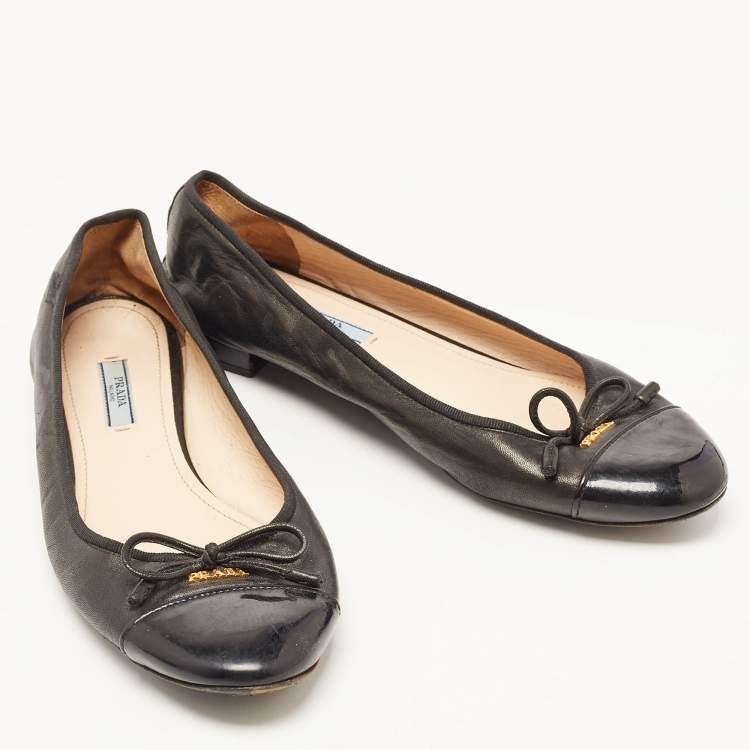 Pre Owned Prada Black Leather and Patent Cap Toe Bow Ballet Flats Size 40.5 