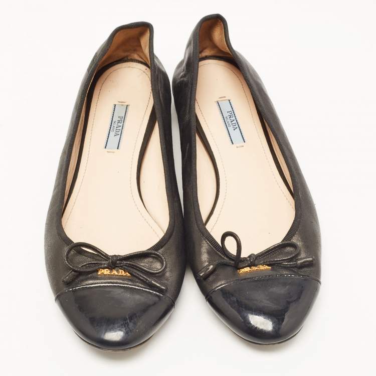 Pre Owned Prada Black Leather and Patent Cap Toe Bow Ballet Flats Size 40.5 