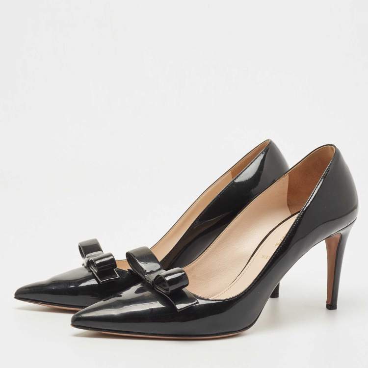 Pre Owned Prada Black Patent Leather Bow Pumps Size 37