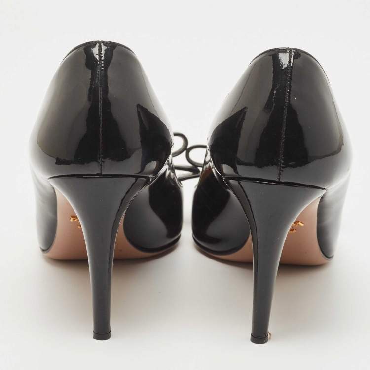 Pre Owned Prada Black Patent Leather Bow Pumps Size 37