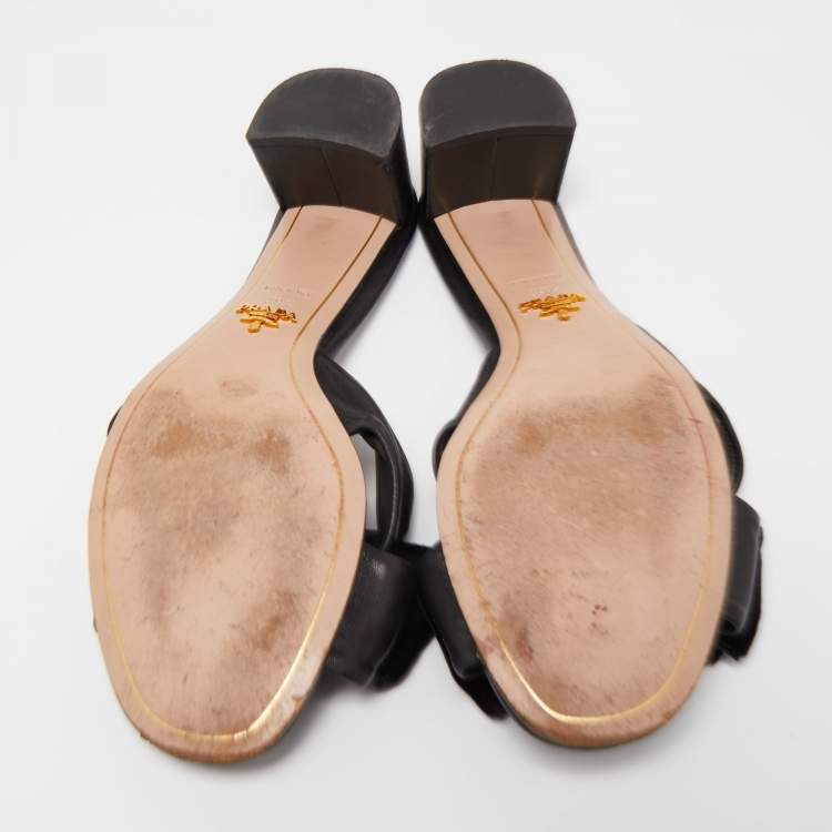 مملوكة مسبقًا Prada Black Leather Bow Slide Sandals Size 39.5