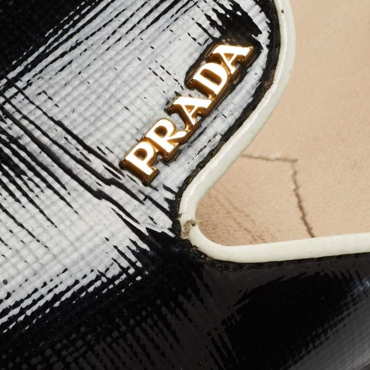 Pre Owned Prada Black Saffiano Vernice Leather Slide Sandals Size 39