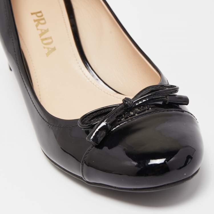 Pre Owned Prada Black Patent Leather Bow Block Heel Pumps Size 37.5