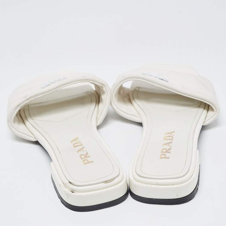 Pre Owned Prada White Quilted Leather Logo Slides Size 40