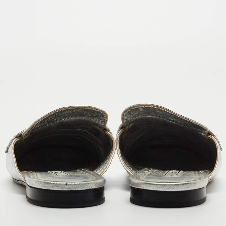 Pre Owned Prada Silver Leather Flat Mules Size 41