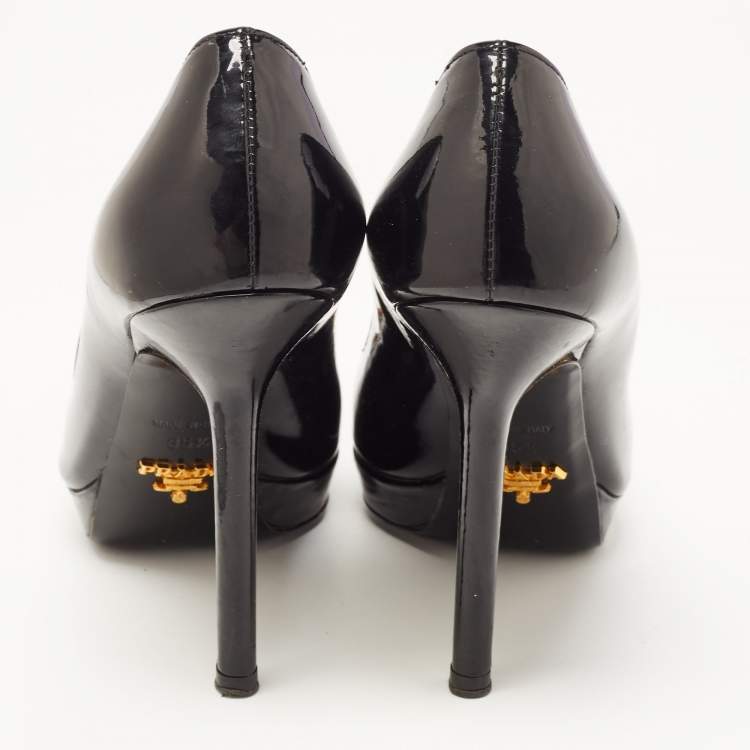 Pre Owned Prada Black Patent Platform Pointed Toe Pumps Size 35.5
