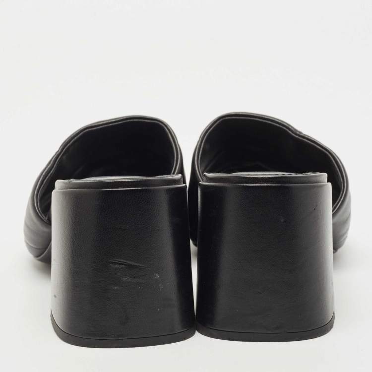 Pre Owned Prada Black Quilted Leather Slide Sandals Size 39
