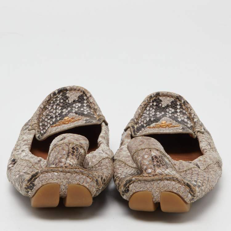 Pre Owned Prada Grey Python Embossed Leather Scrunch Slip On Loafers Size 36