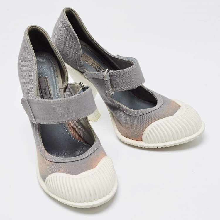 Pre Owned Prada Grey/White Fabric and Rubber Mary Jane Pumps Size 40.5