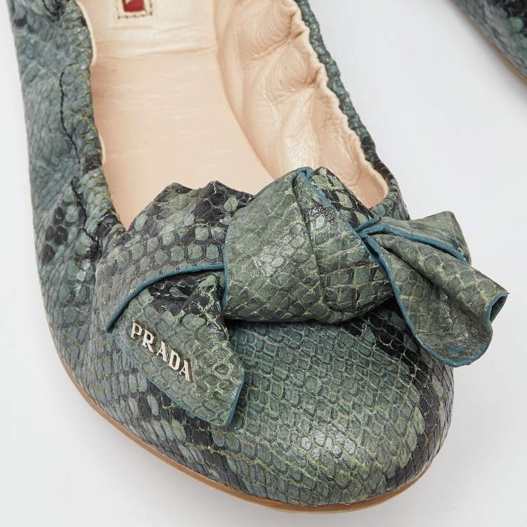 Pre Owned Prada Blue Python Embossed Leather Scrunch Bow Ballet Flats Size 40.5