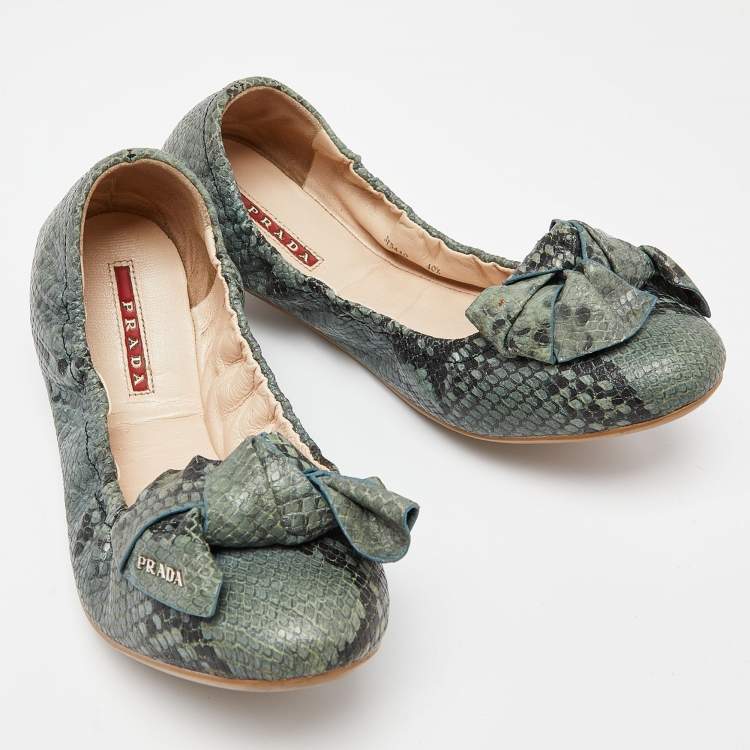 Pre Owned Prada Blue Python Embossed Leather Scrunch Bow Ballet Flats Size 40.5