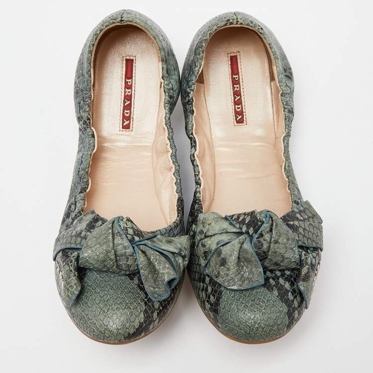 Pre Owned Prada Blue Python Embossed Leather Scrunch Bow Ballet Flats Size 40.5
