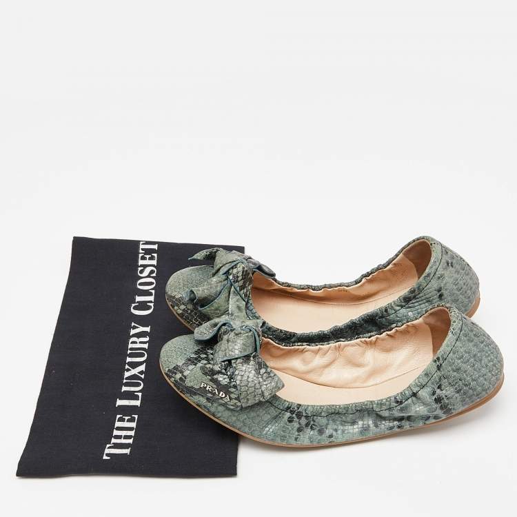 Pre Owned Prada Blue Python Embossed Leather Scrunch Bow Ballet Flats Size 40.5