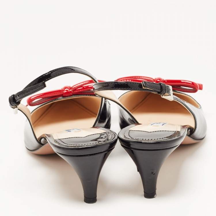 Pre Owned Prada Black/Red Patent Leather Bow Pointed Toe Slingback Sandals Size 40.5