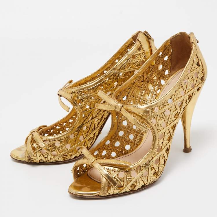 Gold best sale caged sandals