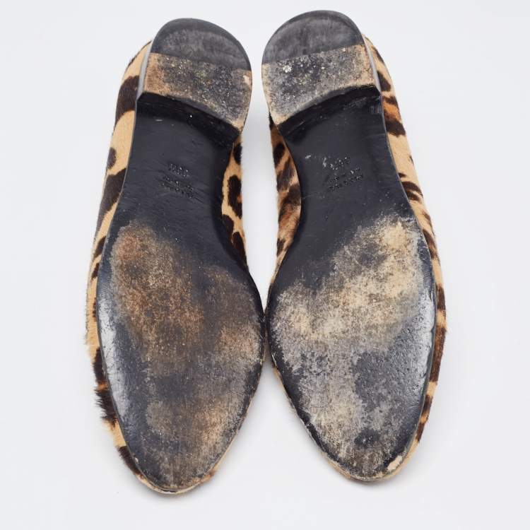 مملوكة مسبقًا Prada Beige/Brown Leopard Print Calf Hair Smoking Slippers Size 38.5