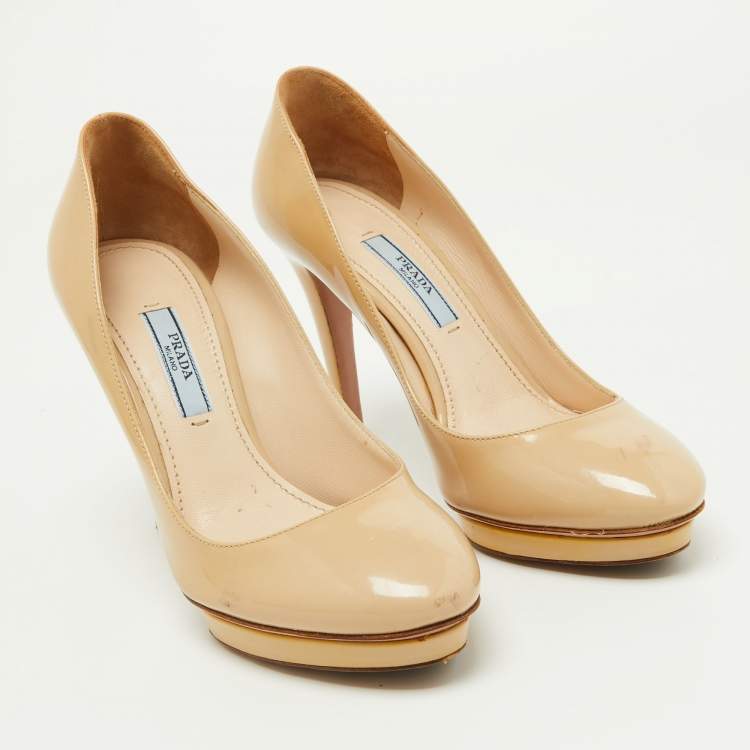 Pre Owned Prada Beige Patent Leather Platform Pumps Size 35