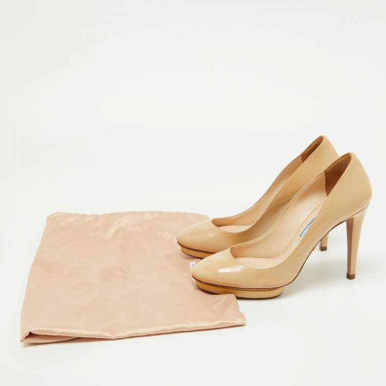 Pre Owned Prada Beige Patent Leather Platform Pumps Size 35