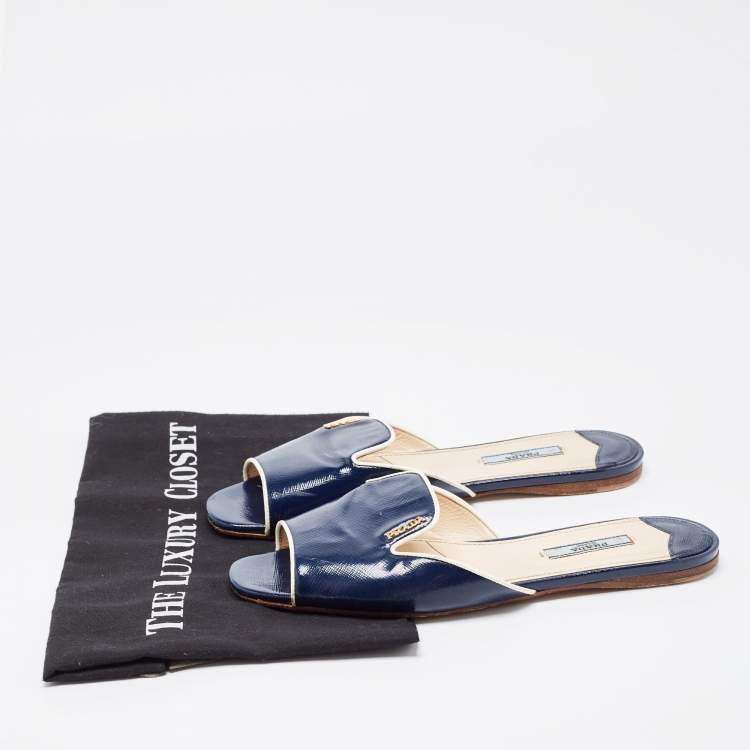 Pre Owned Prada Navy Blue Patent Flat Slides Size 38.5  