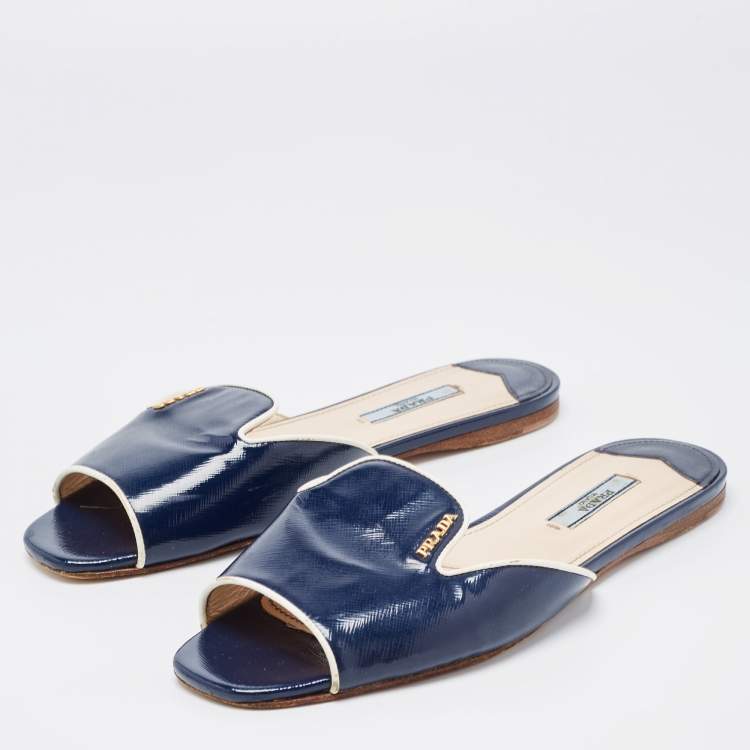 Pre Owned Prada Navy Blue Patent Flat Slides Size 38.5  
