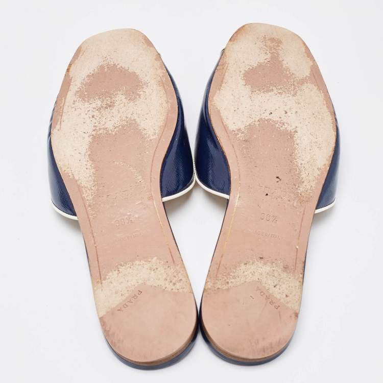 Pre Owned Prada Navy Blue Patent Flat Slides Size 38.5  
