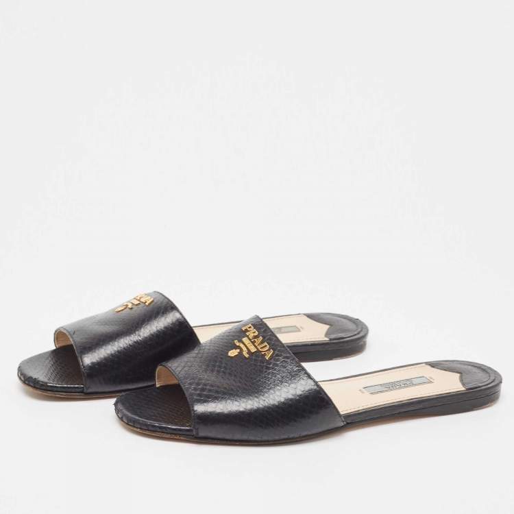 Prada logo embossed outlet sandals