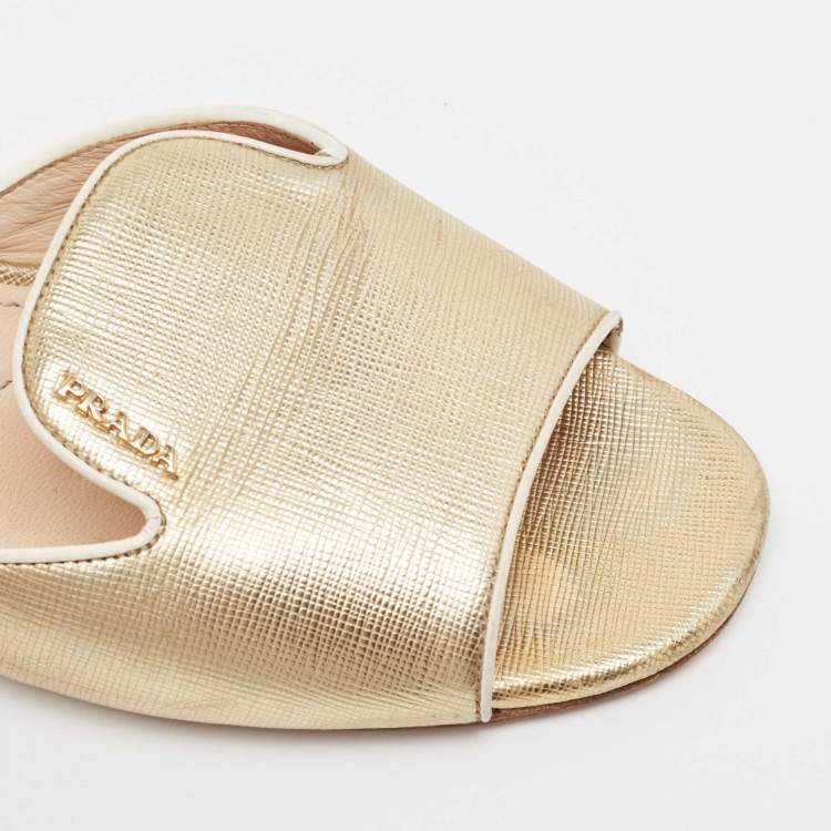 Pre Owned Prada Gold Leather Slide Sandals Size 39.5