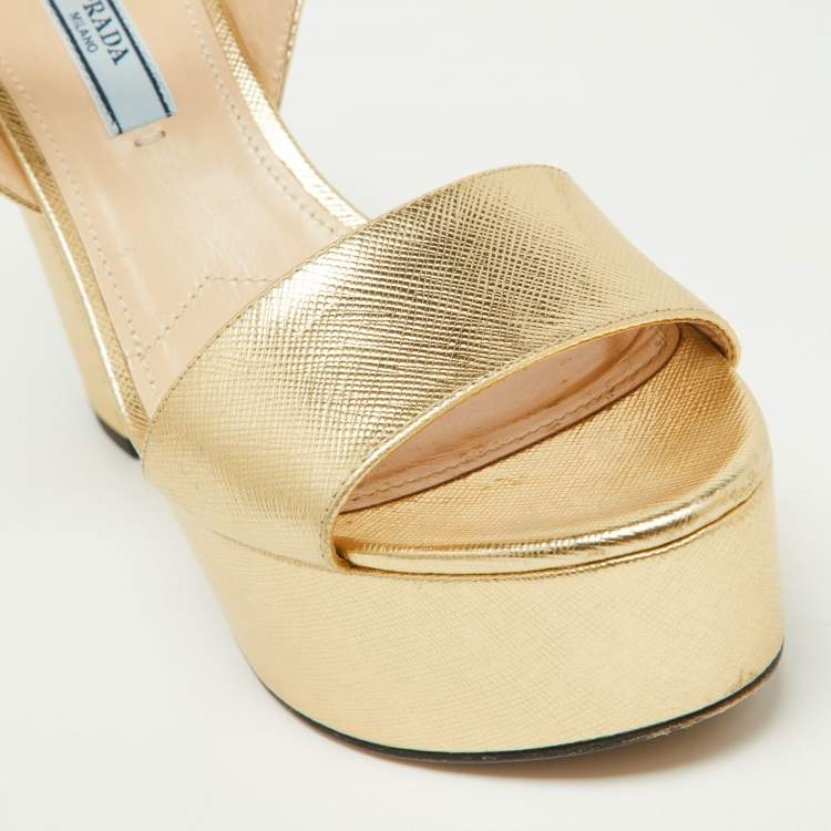 Pre Owned Prada Gold Leather Ankle Strap Block Heel Platform Sandals Size 36