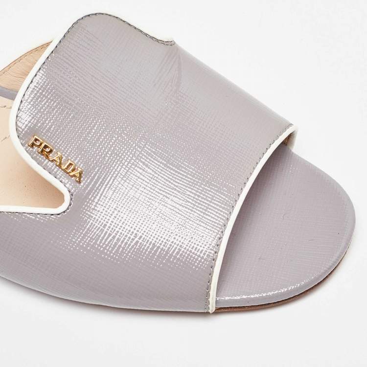 Pre Owned Prada Purple Saffiano Vernice Leather Slide Sandals Size 41