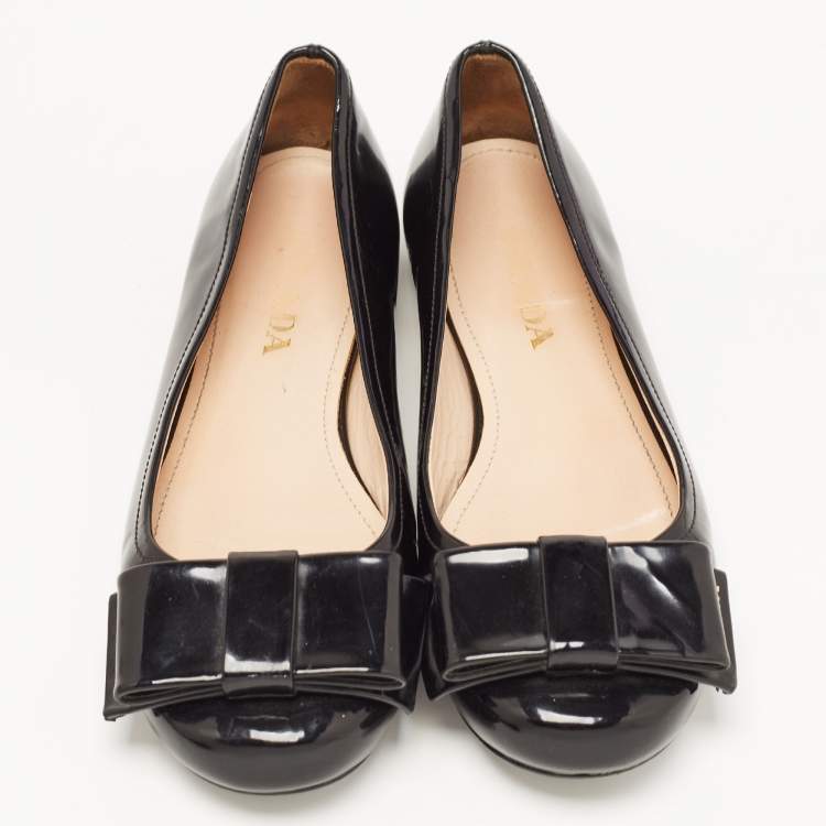 Pre Owned Prada Black Patent Leather Bow Ballet Flats Size 35