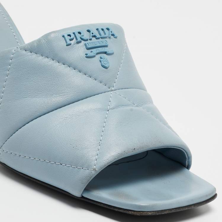 مملوكة مسبقًا Prada Blue Quilted Leather Logo Slide Sandals Size 38.5
