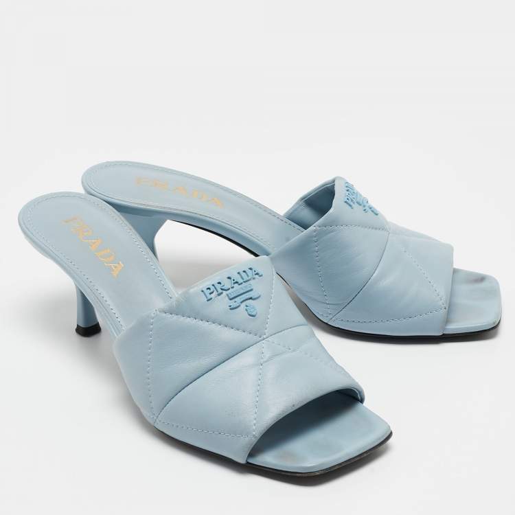 مملوكة مسبقًا Prada Blue Quilted Leather Logo Slide Sandals Size 38.5