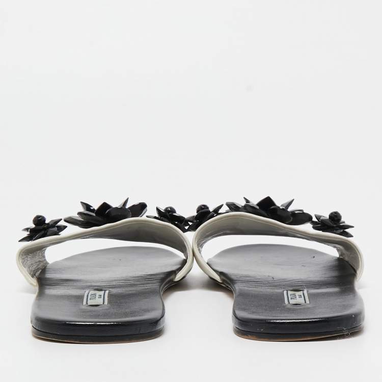 Pre Owned Prada White Leather Crystal Embellished Slides Flat Size 40