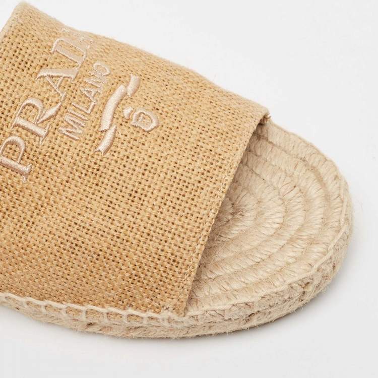 Pre Owned Prada Brown Raffia Embroidered Logo Slide Flats Size 40