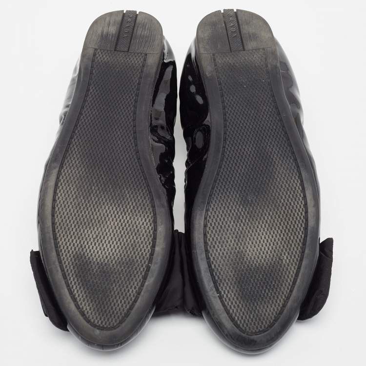 Pre Owned Prada Black Patent Leather Scrunch Ballet Flats Size 37