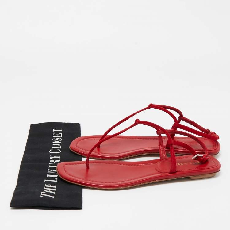 Pre Owned Prada Red Suede Thong Flat Sandals Size 39.5