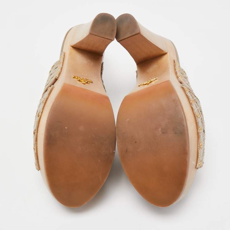 Pre Owned Prada Green Leather Platform Clogs Size 40