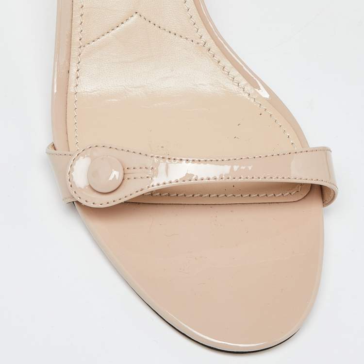 Pre Owned Prada Beige Patent Leather Ankle Strap Sandals Size 39