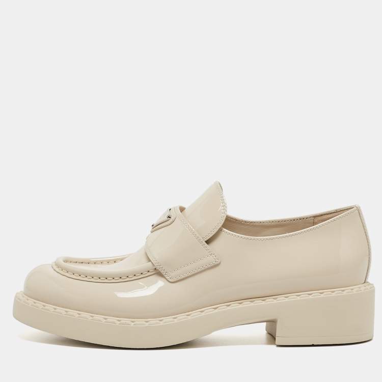 luxury-women-prada-used-shoes-