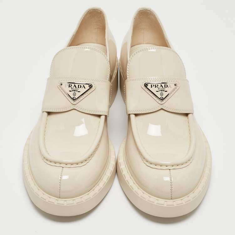 Pre Owned Prada Cream Patent Leather Slip On Loafers Size 39.5 