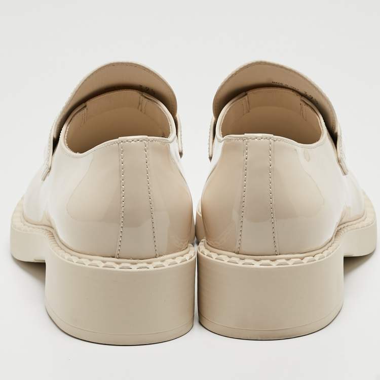 Pre Owned Prada Cream Patent Leather Slip On Loafers Size 39.5 