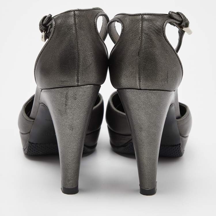 Pre Owned Prada Metallic Dark Grey Leather Ankle Strap Platform Sandals Size 37.5