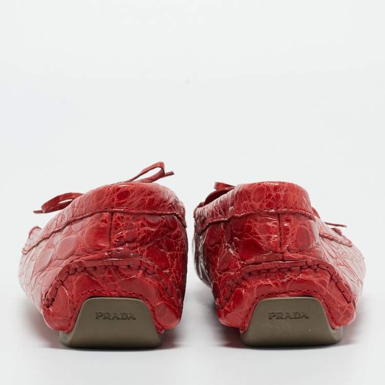 Pre Owned Prada Red Crocodile Leather Penny Loafers Size 40