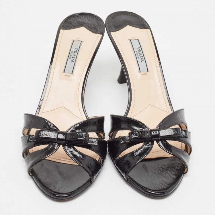 Pre Owned Prada Black Saffiano Leather Bow Slide Sandals Size 38.5