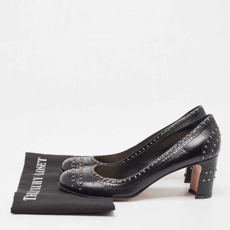 Pre Owned Prada Black Leather Studded Round Toe Pumps Size 39