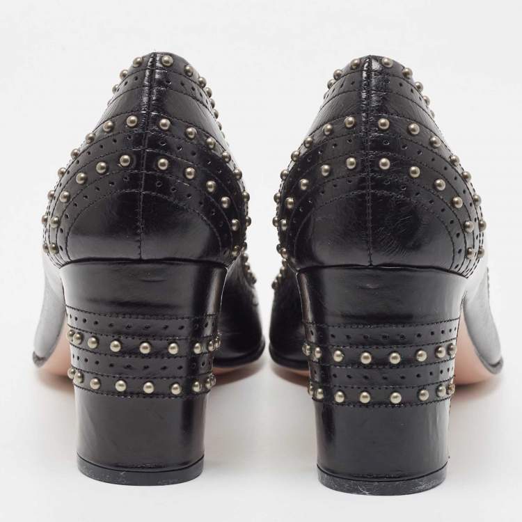 Pre Owned Prada Black Leather Studded Round Toe Pumps Size 39